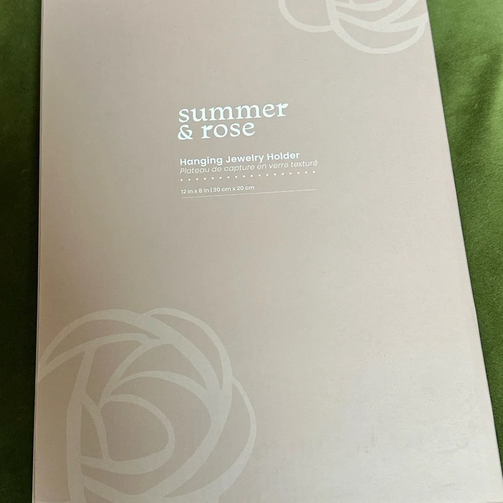 NEW Summer & Rose Hanging Jewelry Holder